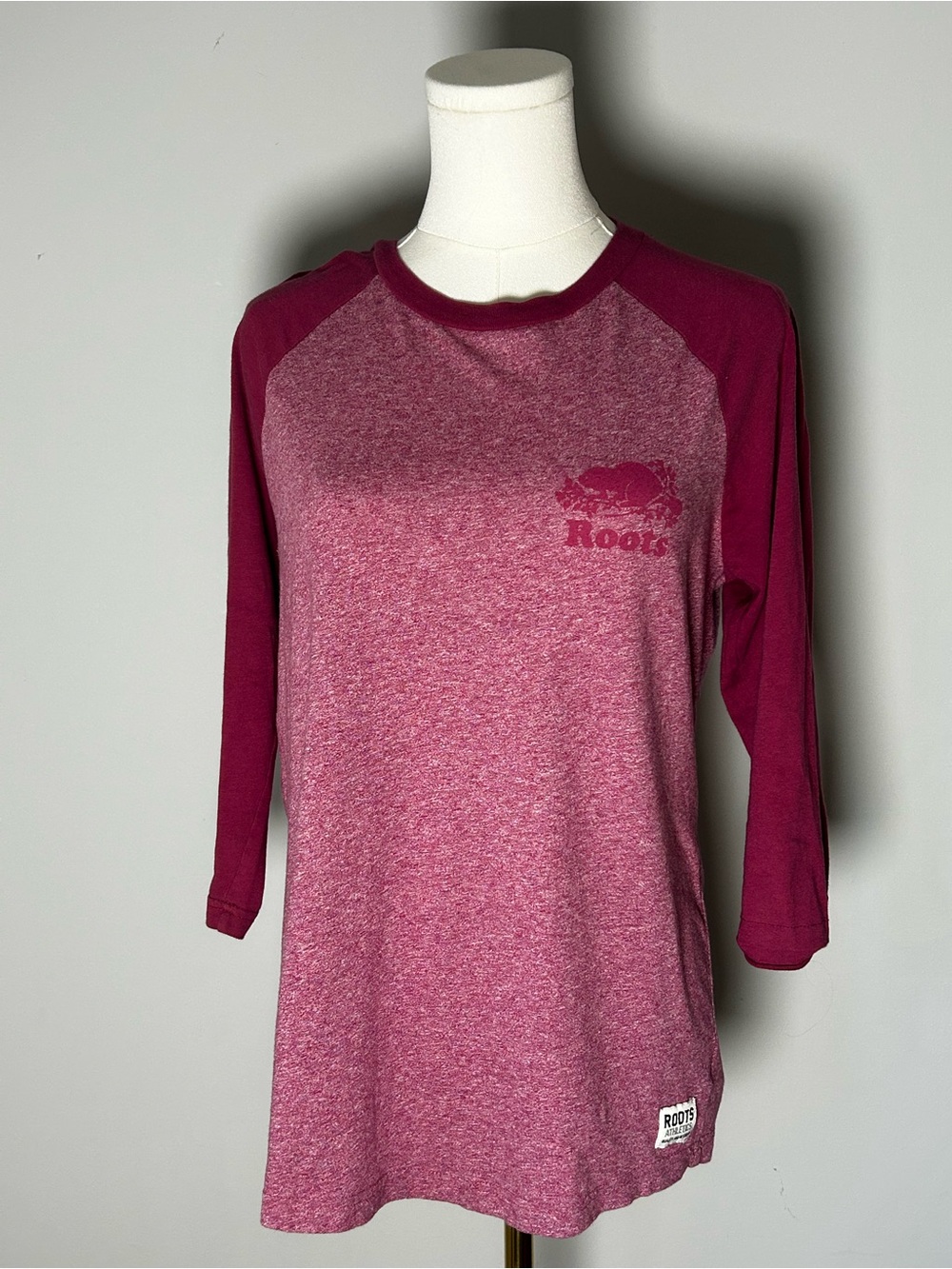 Roots Canada Unisex Pink Raglan Baseball Tee Three Quarter Sleeve Size M